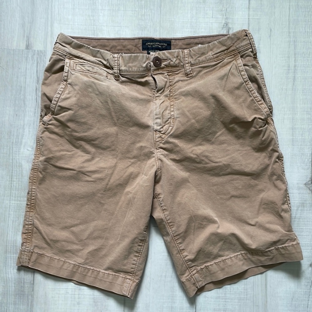 Khaki American Eagle Shorts